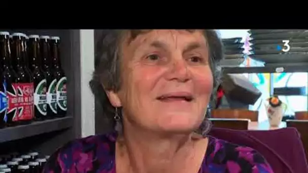 Haie d'honneur au TGI de Mulhouse pour deux décrocheurs de portrait présidentiel
