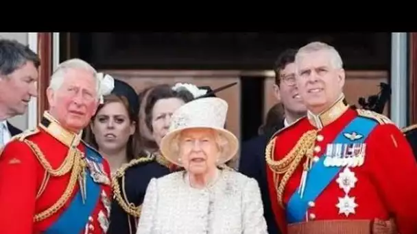 Le "lobbying persistant" du prince Andrew auprès de la reine pour qu'elle revienne à la vie royale "
