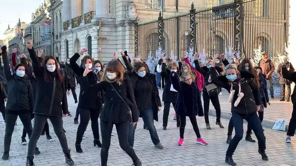 Flash Mob des professeurs de danse à Dijon, samedi 28 novembre