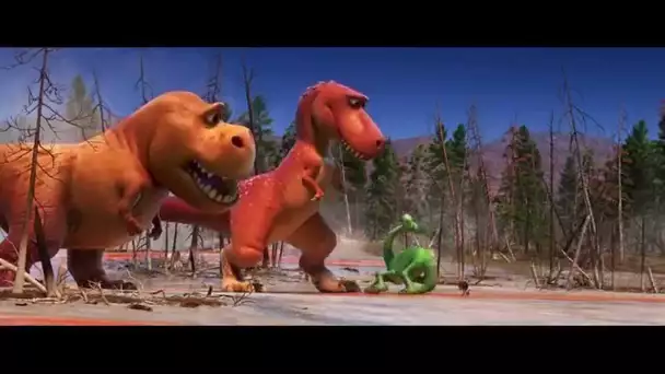 Le Voyage d&#039;Arlo - Extrait : T-Rex I Disney