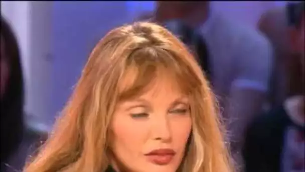 Interview biographie de Arielle Dombasle - Archive INA