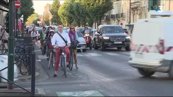 A Bordeaux, le vélo gagne du terrain sur la voiture