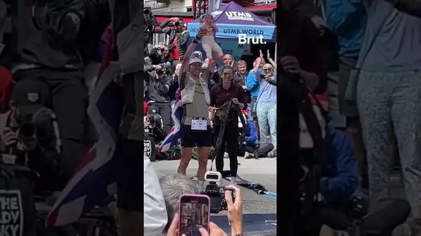 Les images de l’arrivée triomphale de Tom Evans, vainqueur de l’@utmbmontblanc 2025.