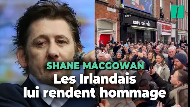 Les Irlandais chantent en mémoire de Shane MacGowan