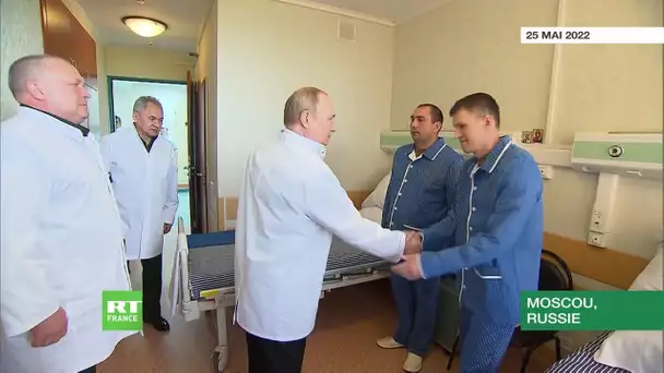 Russie : Poutine et Choïgou rendent visite à des soldats russes blessés en Ukraine