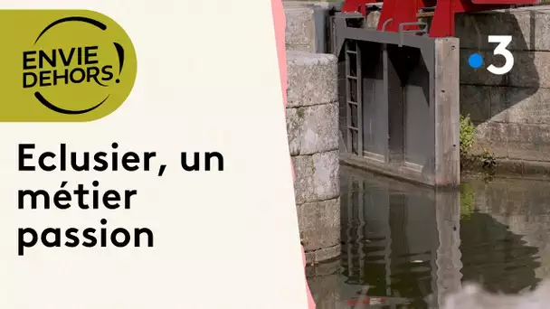 Éclusier sur le canal de Nantes à Brest, un métier passion.