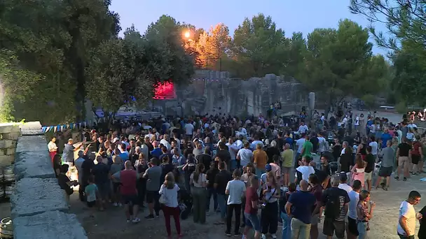 Coupe du monde de rugby : match et ambiance France/Nouvelle-Zélande vu des carrières de Beaulieu