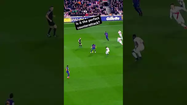 3 players and 6 touches. What a COUNTERATTACK!! 💨