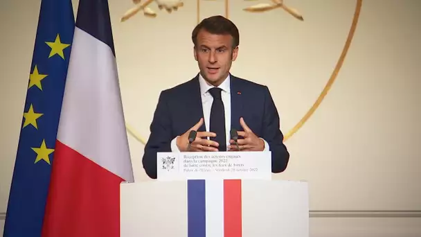 Incendies: Emmanuel Macron veut replanter "un milliard d'arbres en 10 ans" en France