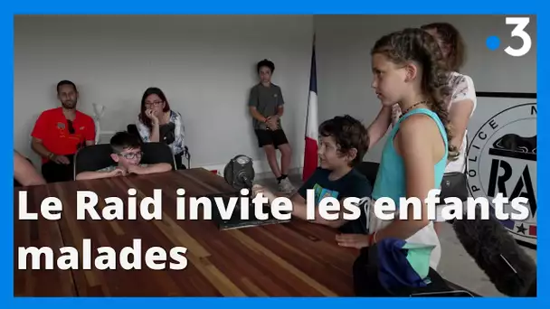 Marseille : le Raid invite les enfants malades à la découverte de cette police d'élite