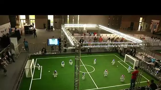 «Robocup» : le tournoi de foot des robots