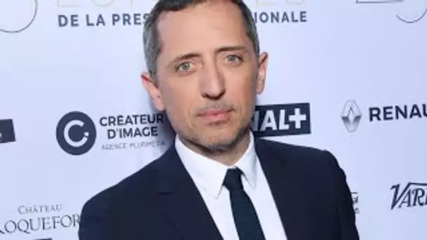 Gad Elmaleh évoque la récente apparition de son fils Raphaël : « Ce n’est pas...