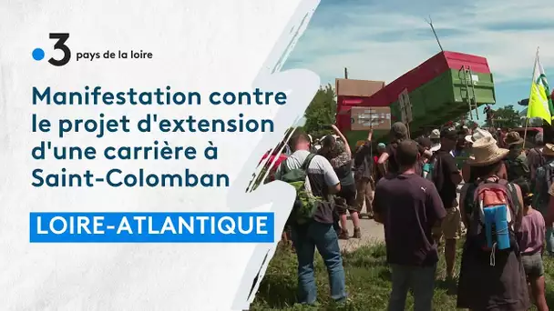 Manifestation contre le projet d'extension d'une carrière à Saint-Colomban