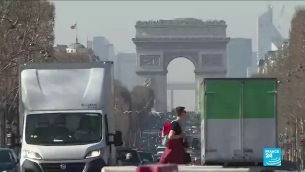 Pour faire face à la canicule, la France met en place la circulation différenciée