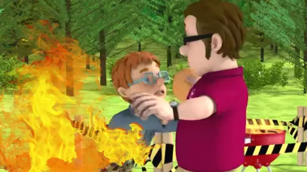 Éloignez-vous du barbecue! | Sam le Pompier 🔥 En sécurité avec Sam: Fire | WildBrain