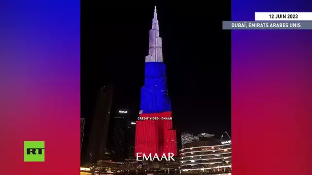 Émirats arabes unis : Burj Khalifa éclairé en blanc, bleu et rouge pour la Journée de la Russie