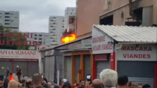 Incendie marché aux puces à Marseille