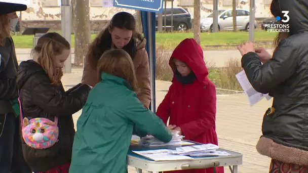 Opération de sensibilisation pour l'école à la maison à La Roche-sur-Yon.