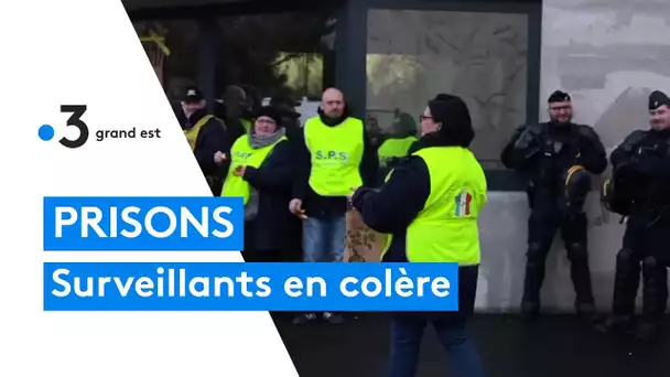 Prisons : des surveillants en colère contre le garde des sceaux Éric Dupond-Moretti
