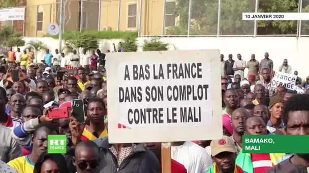 Des Maliens protestent contre la présence française dans le pays