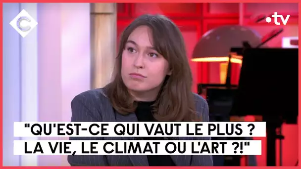 Van Gogh, Monet : les éco-activistes s’attaquent à l’art - Léa Falco - C à Vous - 24/10/2022