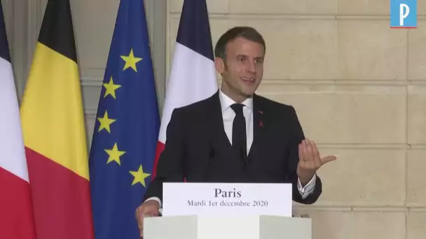 Emmanuel Macron veut "des mesures dissuasives" pour les Français tentés d'aller skier à l'étrang