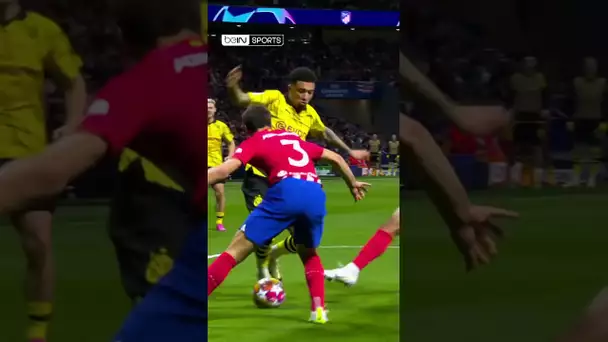 💫 Jadon Sancho, il fait valser les défenseurs ! #shorts