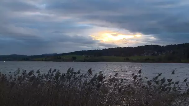 La légende qui hante les profondeurs du lac Saint-Point