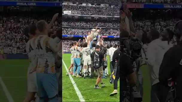 🙌🎉 Modric et Ancelotti portés en triomphe ! #Shorts