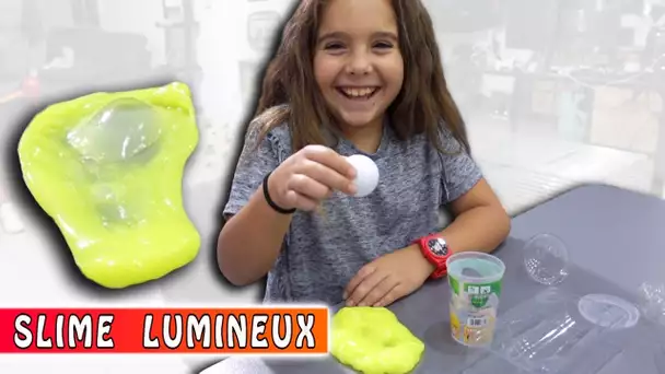 SLIME LUMINEUX ! 😱 / Slime qui brille dans la nuit ou Fluorescent ?