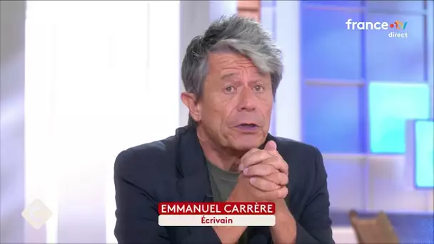 Le regard d’Emmanuel Carrère sur la guerre en Ukraine
