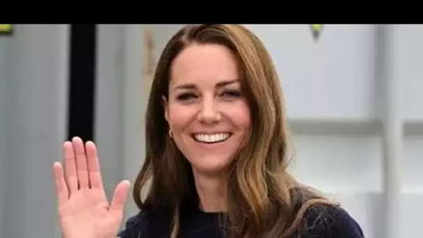 Les deux baissent la tête !" Kate Middleton suit les traces d'autres membres de la famille royale