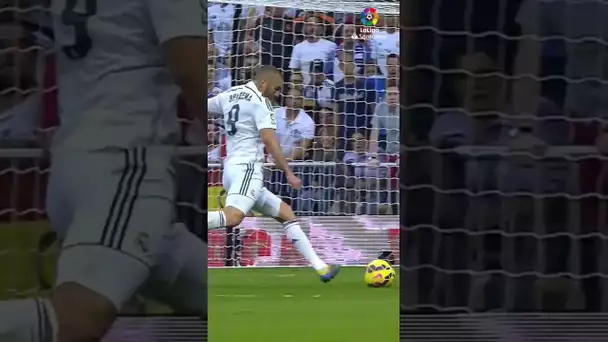 Benzema never tires of scoring G⚽ALS! 😄 #shorts #laligasantander #elclasico #realmadrid #barcelona