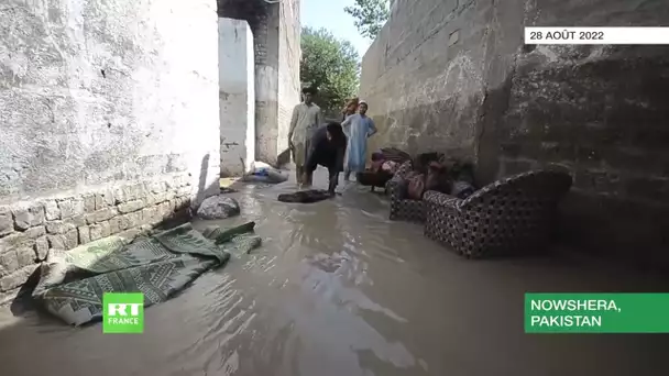 Pakistan : des inondations meurtrières détruisent des maisons et des routes à Nowshera