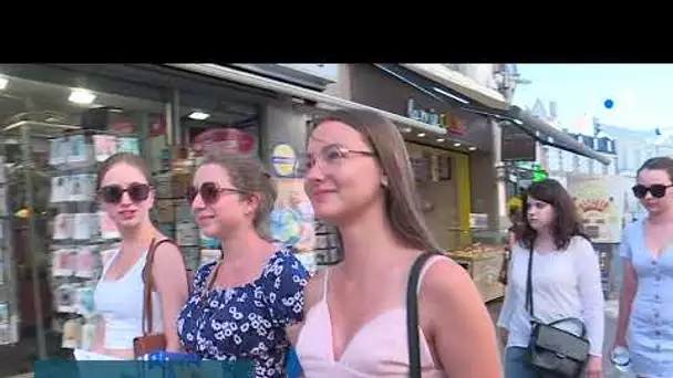 Dix étudiantes ukrainiennes en cours d'été à l'université de Poitiers