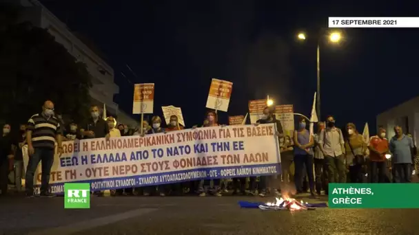 Grèce : des manifestants brûlent un drapeau de l’OTAN devant l’ambassade américaine