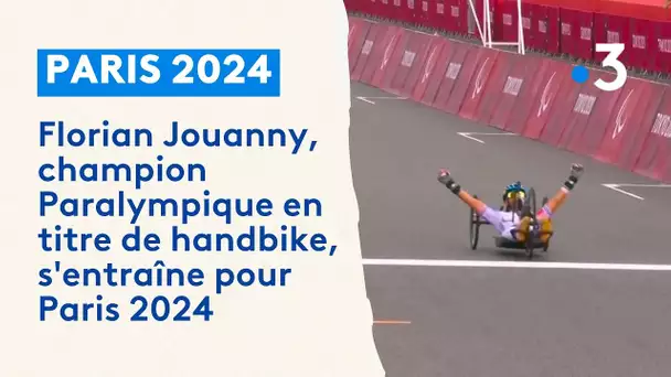 Florian Jouanny, champion Paralympique en titre de handbike, s'entraîne pour les Jeux de Paris 2024