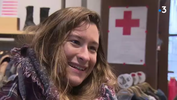A Bordeaux, la Croix Rouge a ouvert une boutique solidaire unique en France
