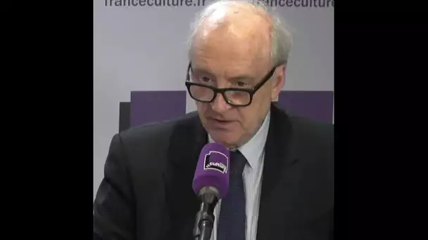 Hubert Védrine : 'Contrôler les flux migratoires, un problème ni de droite ni de gauche'