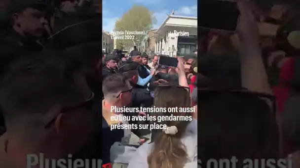 "Marine, dégage !": des militants antifascistes ont perturbé la venue de Marine Le Pen à Pertuis