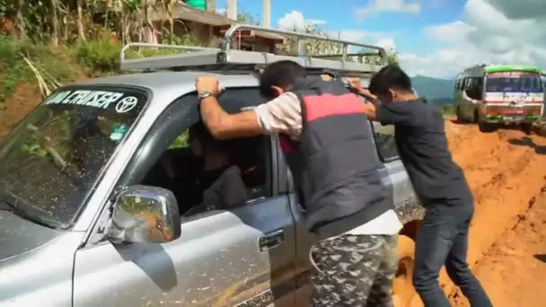 Remorquage d'un 4x4 de deux tonnes embourbé