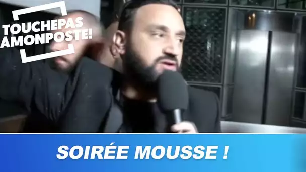 Cyril Hanouna organise une soirée mousse géante devant TF1 !