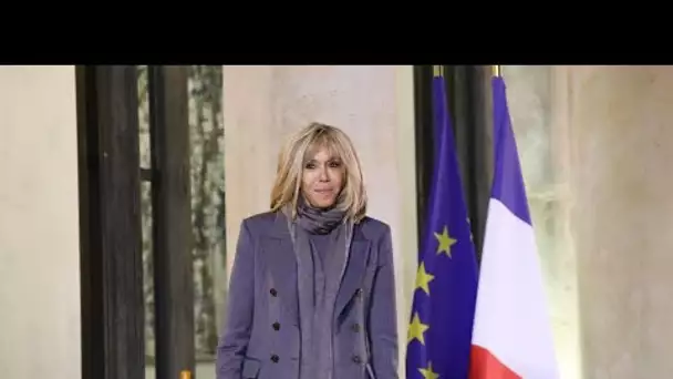 Brigitte Macron obligée d'attendre 2021 pour recevoir son service commandé pour...