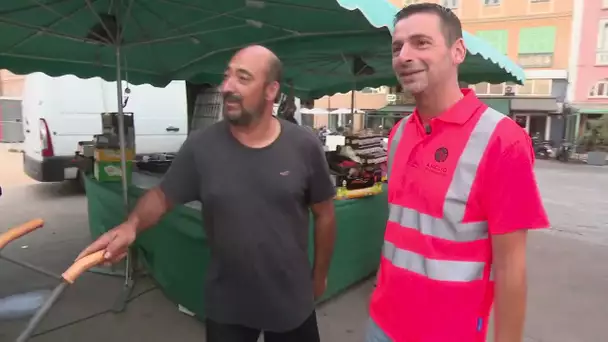 Théma: Les gens de la place du marché (Ajaccio)