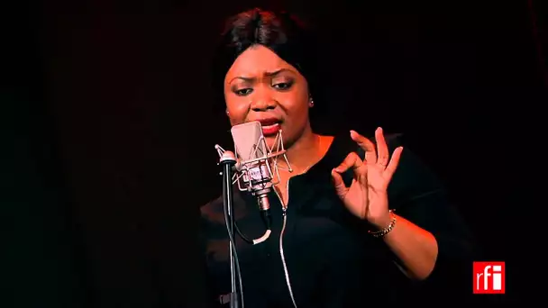 Mj30 chante "Molaso" dans Couleurs Tropicales