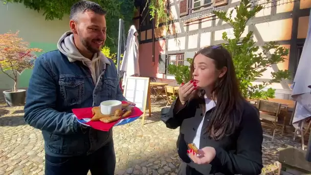 Ces SAMOSSAS sont TRÈS SPÉCIAUX! Je les fais goûter dans la rue!