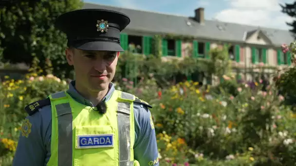 A Giverny, un gardien de la paix Irlandais dans les patrouilles de la Gendarmerie Nationale