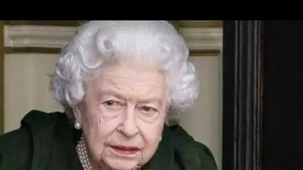 Abolissez les appels de la monarchie giflés alors que la reine se prépare pour le jalon "Nous sommes
