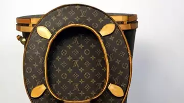 Un défi artistique : des toilettes Louis Vuitton en or à 100.000 dollars !