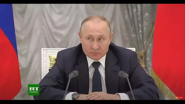 Russie : Vladimir Poutine s'entretient avec des hommes d'affaires russes